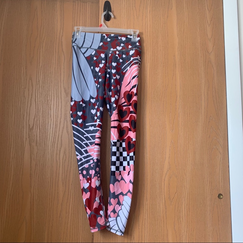 Heart leggings